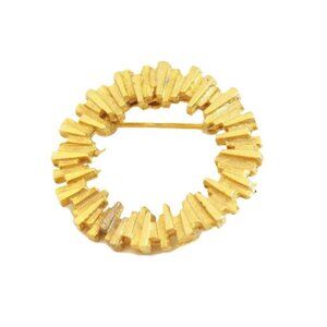 Gold-Toned Circular Brooch With Textured Pattern & Safety Clasp